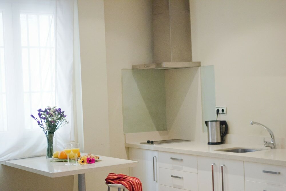 Фото Life Apartments Giralda Suites