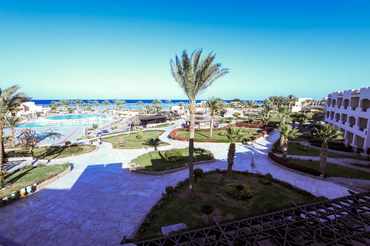 Фото Blend Elphistone Resort