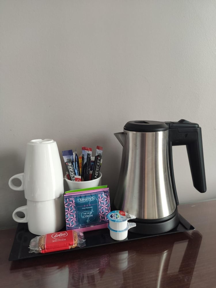 Фото Le Relais Saint Charles Paris