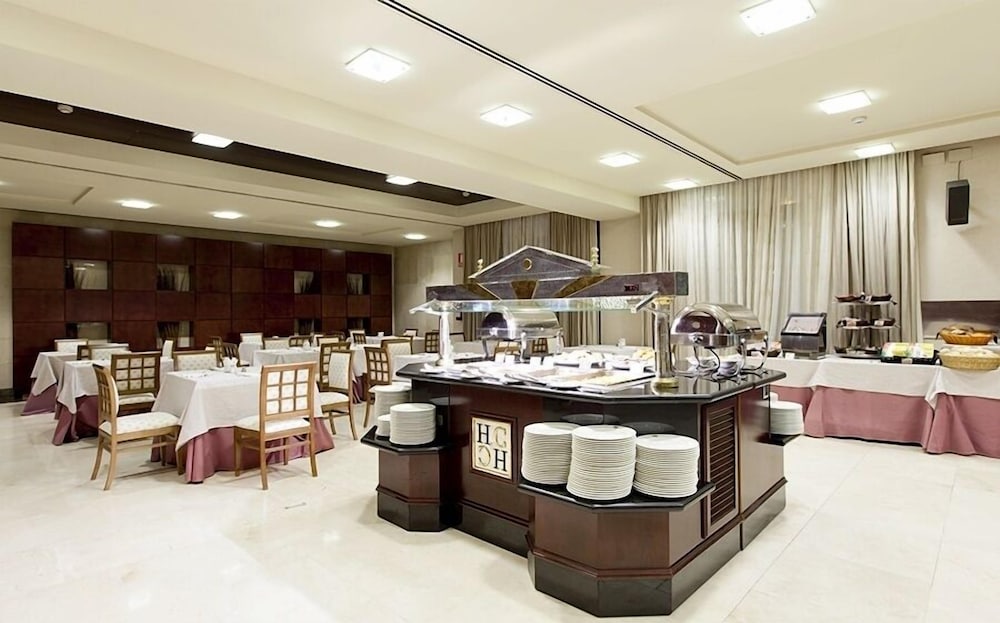 Фото Hotel Badajoz Center