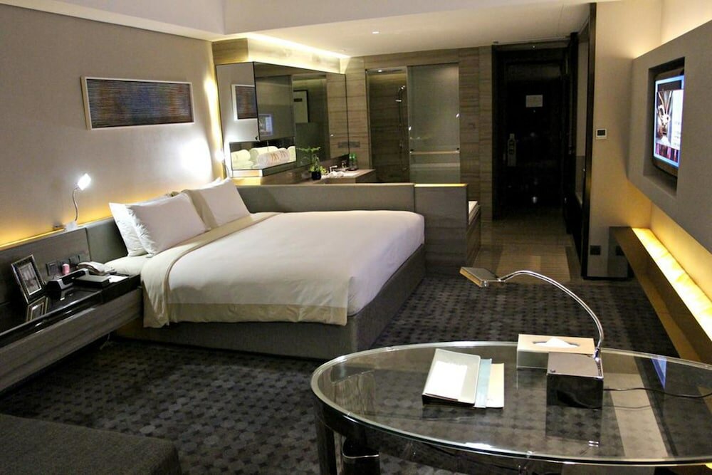 Фото Modern Classic Hotel