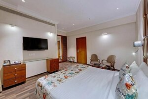Гостиница Adiva Residency Beacon, Grant Road, Mumbai