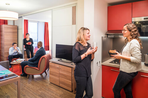 Гостиница Aparthotel Adagio la Défense Courbevoie в Курбевуа