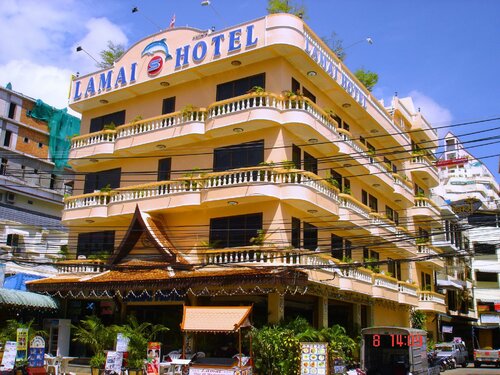 Lamai Inn