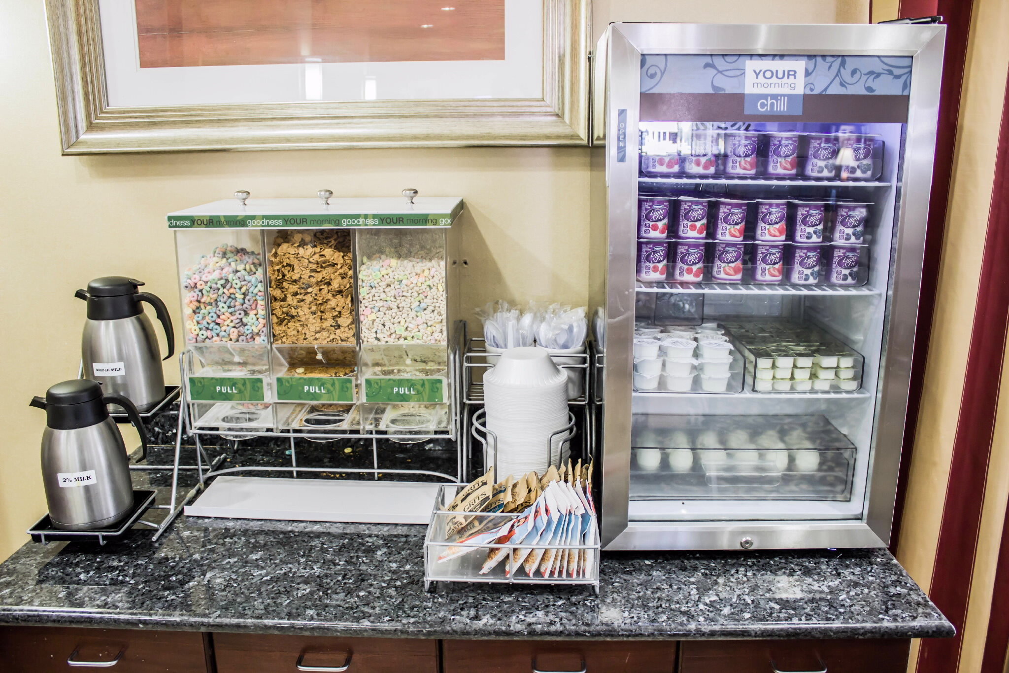 Фото Comfort Suites Orlando Airport