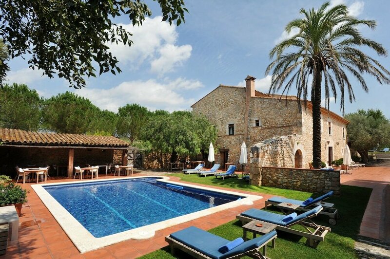 Гостиница Mas Falgarona Hotel Boutique and SPA
