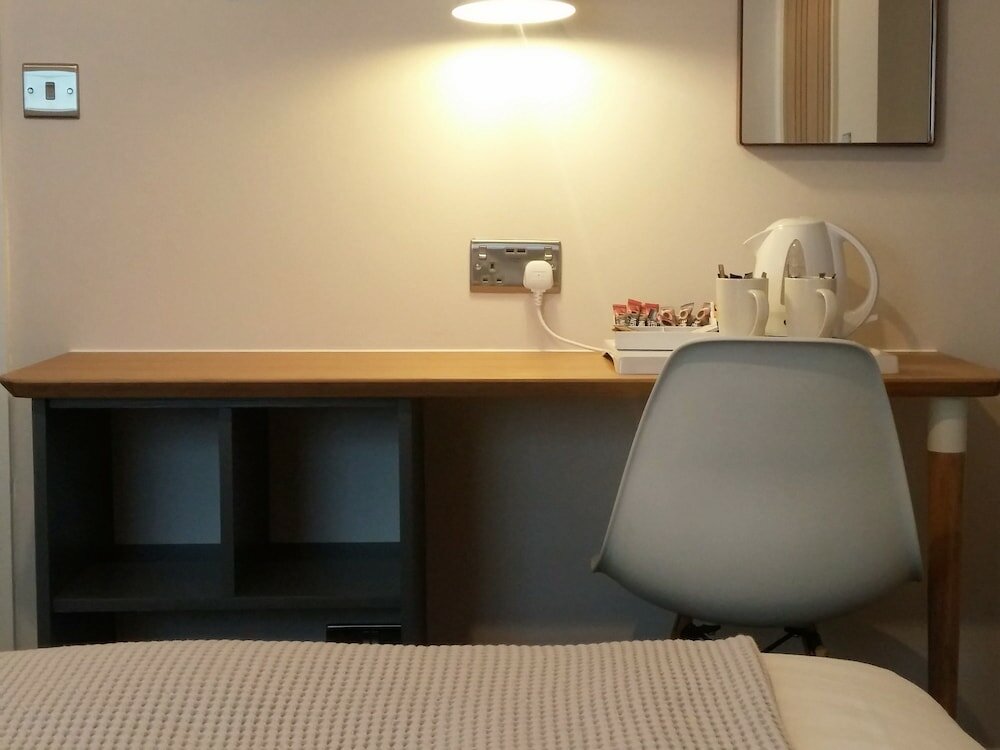 Фото Legends Hotel Brighton