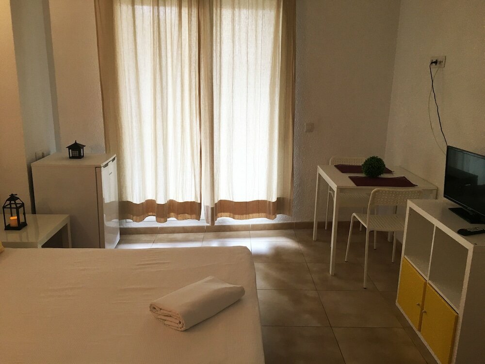 Фото Apartamentos Dona Carmen 3000