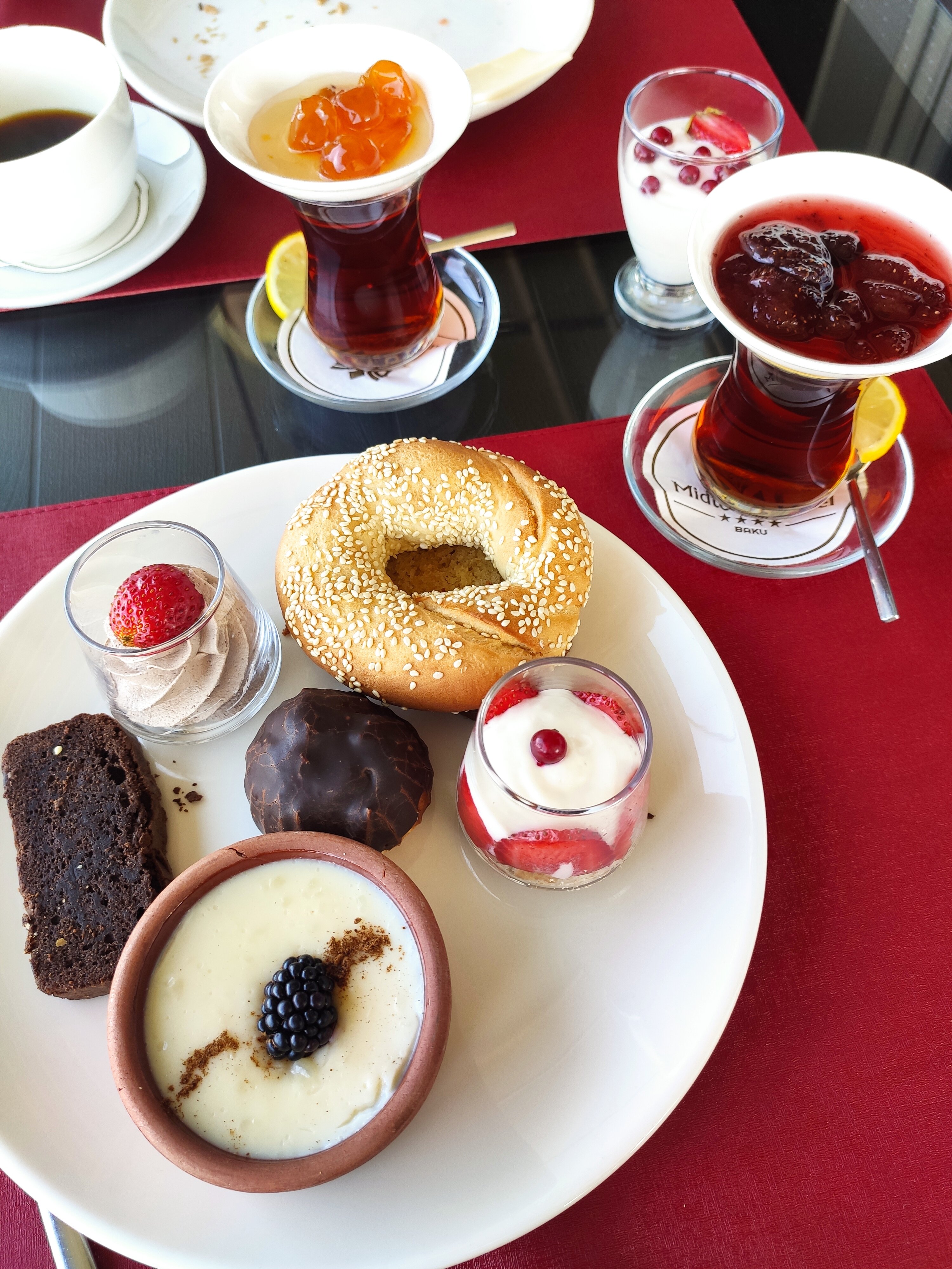 Фото Midtown Hotel