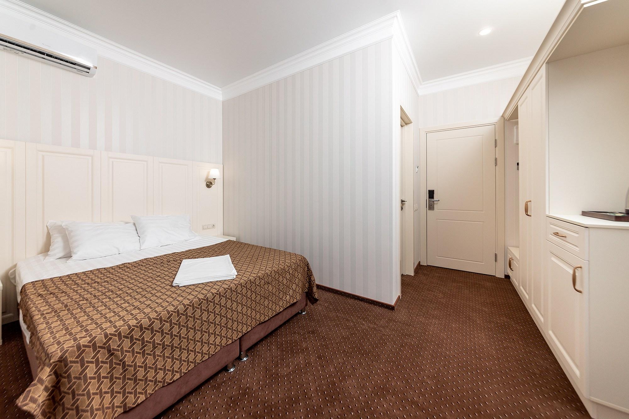 Фото Adriatic Hotel