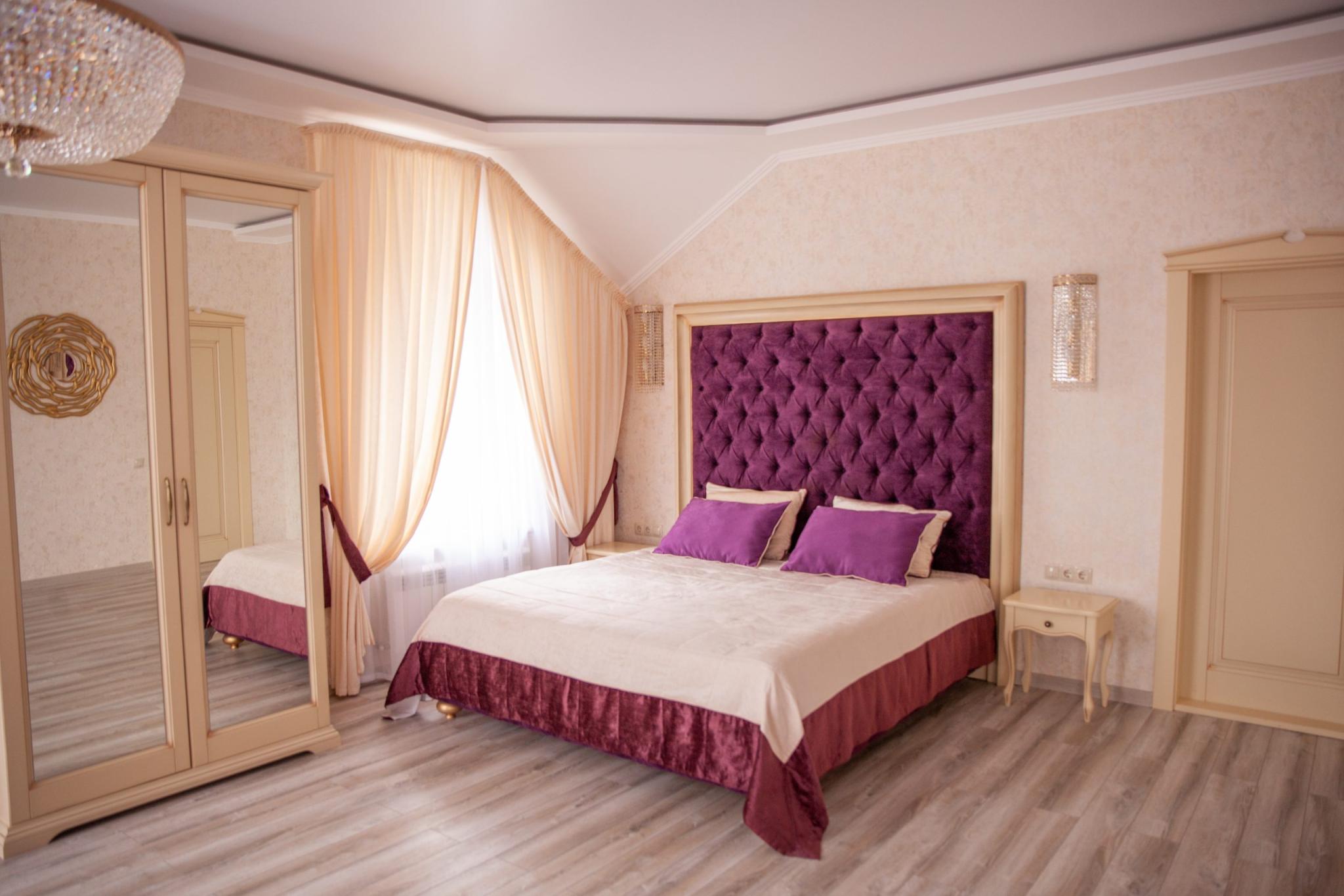 Фото Династия