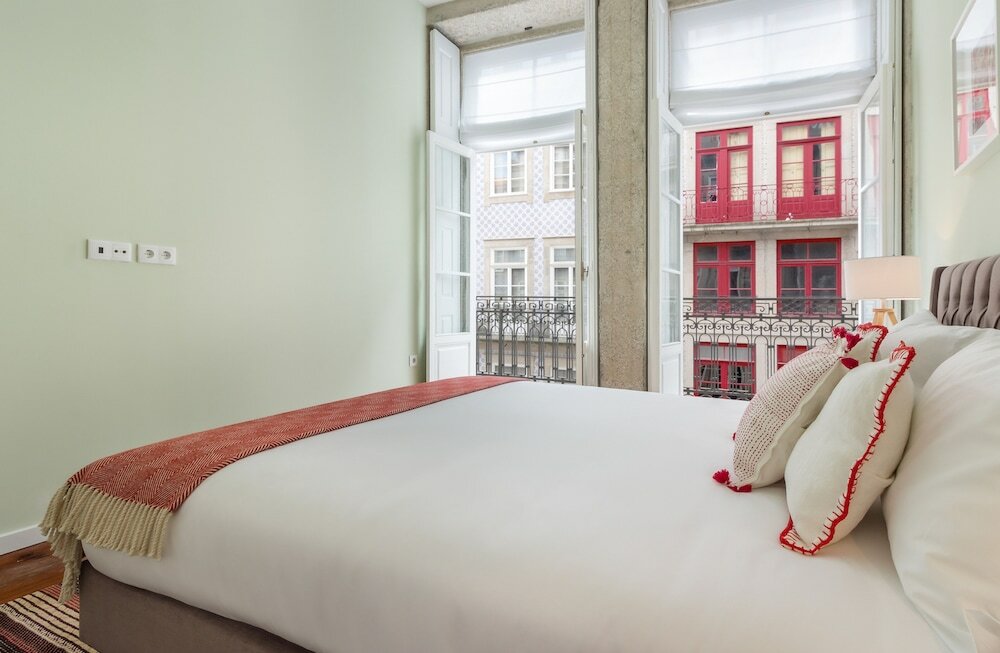 Фото Nada04 · Studio Apartment With Balcony Next to Ribeira