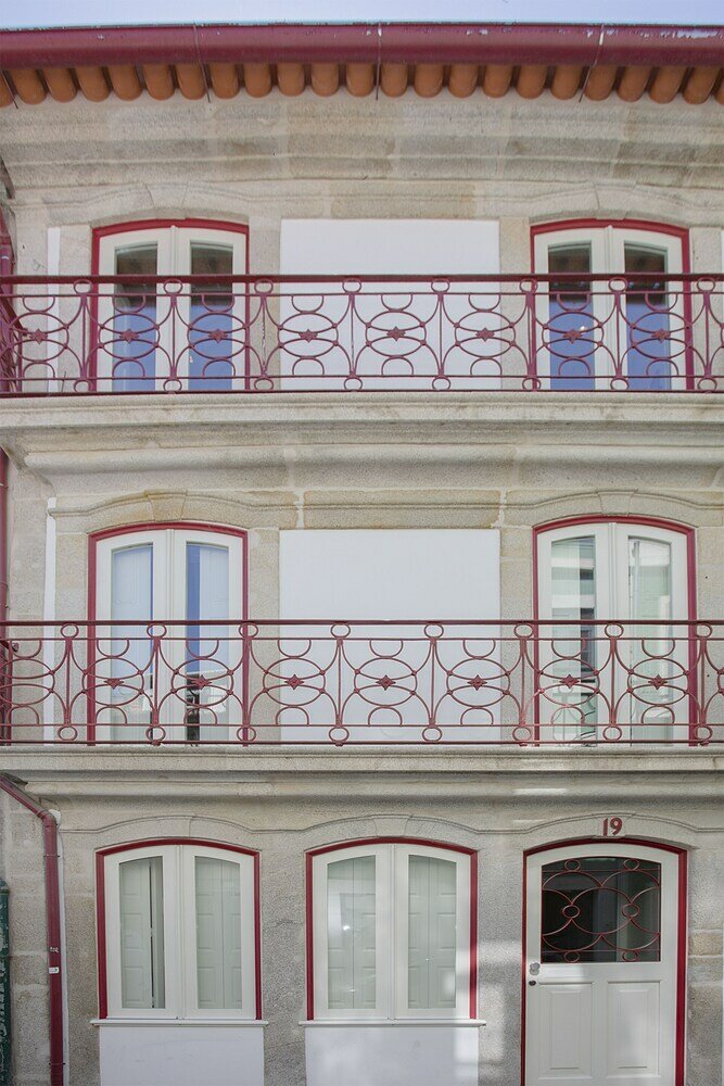 Фото Liiiving in Porto - Cozy & Chic Downtown