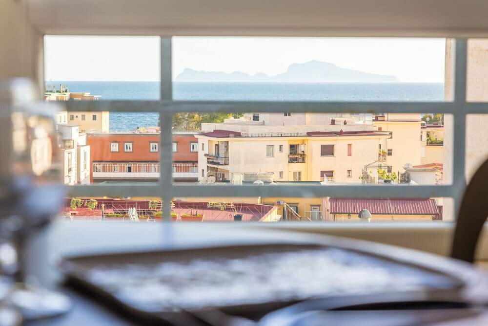 Фото Colonna Apartments by Wonderful Italy