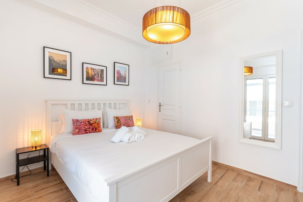 Фото Modern Apartment-short walk to Acropolis