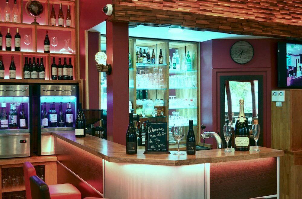 Фото FH Confort Hotel Orléans