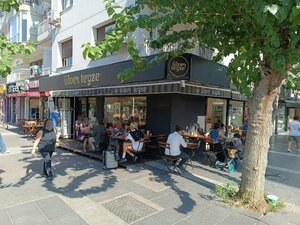 Ulver Teyze Rumeli Borekleri (Izmir, Karsiyaka District, Bostanli Neighborhood, Martyrs Boulevard, 1), canteen