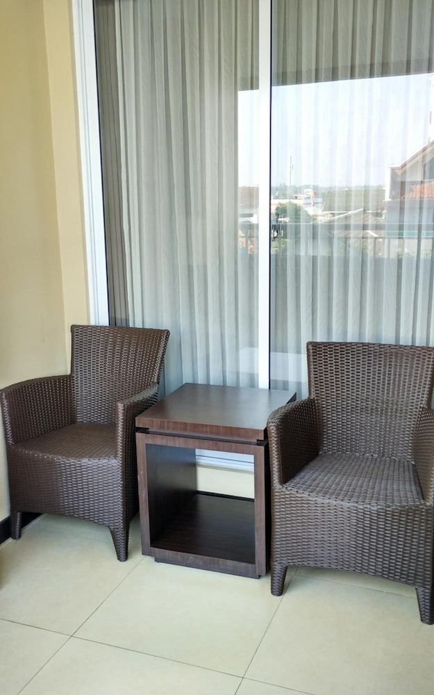 Фото Grand Puri Saron Yogyakarta