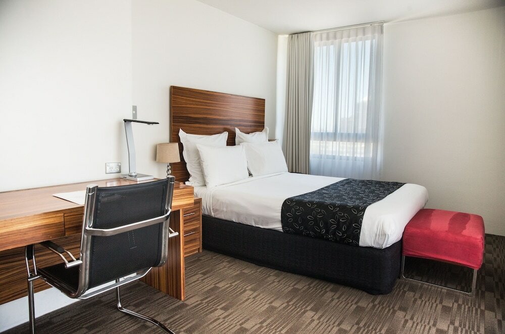 Фото Adge Hotel & Residences