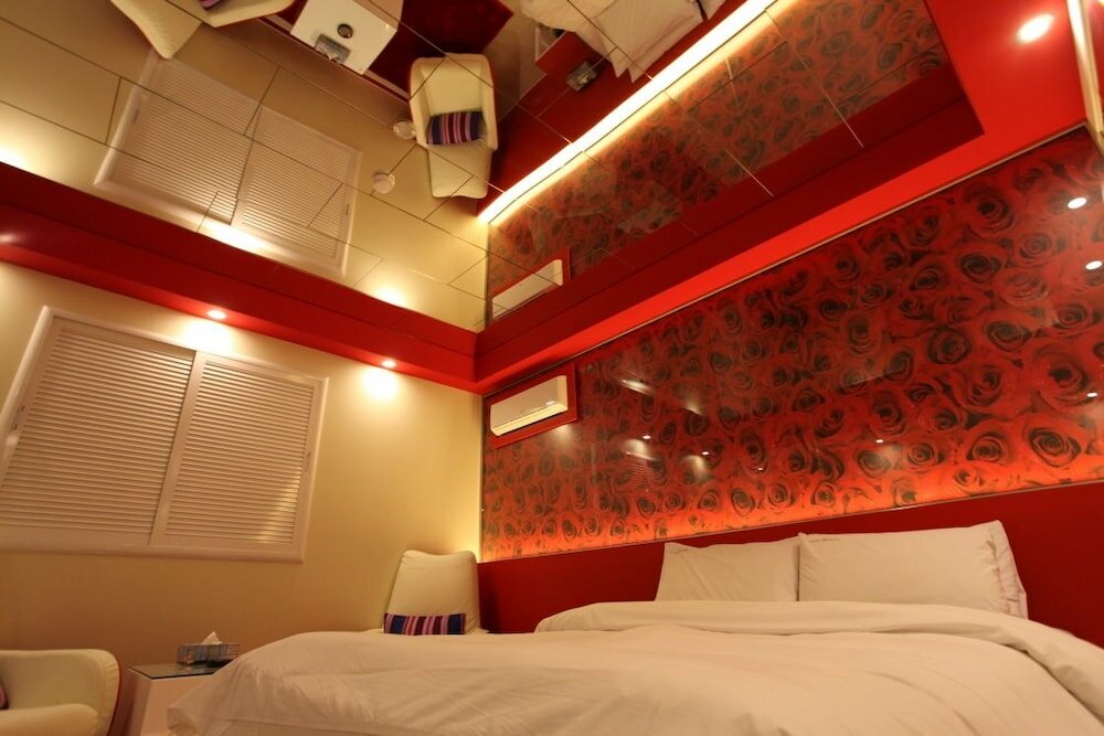 Фото S-Petite Hotel