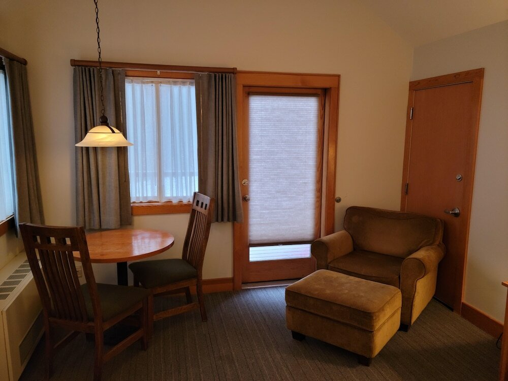 Фото Minnewaska Lodge