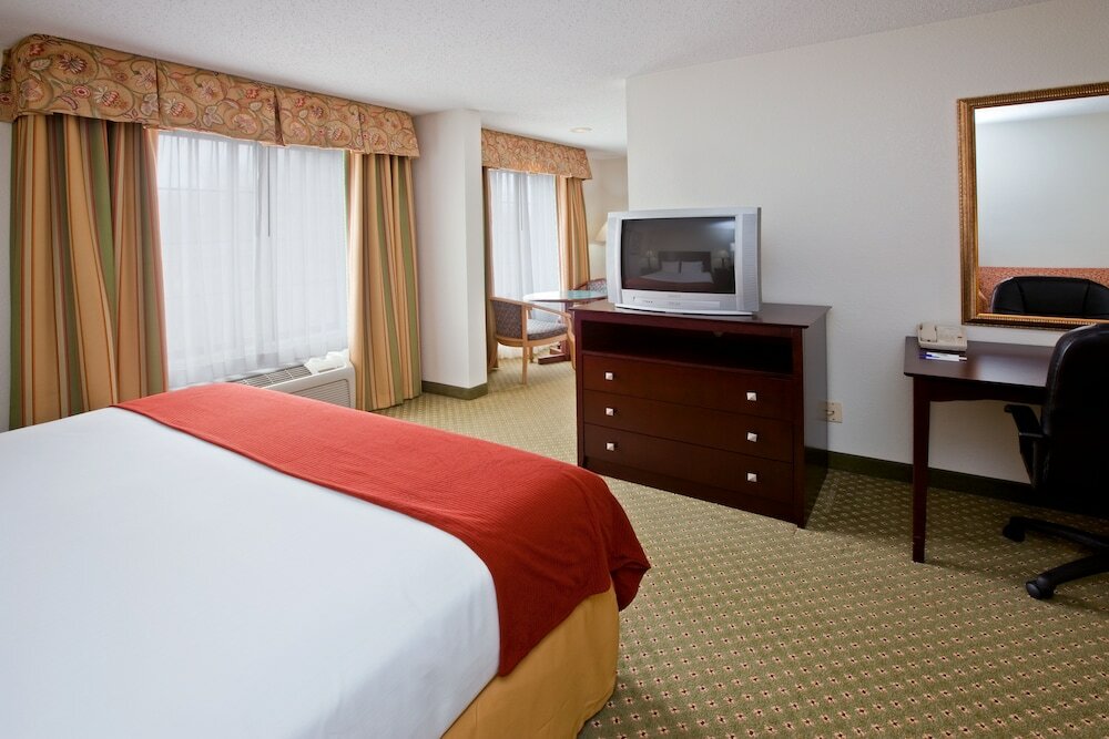 Фото Holiday Inn Express Washington, an Ihg Hotel