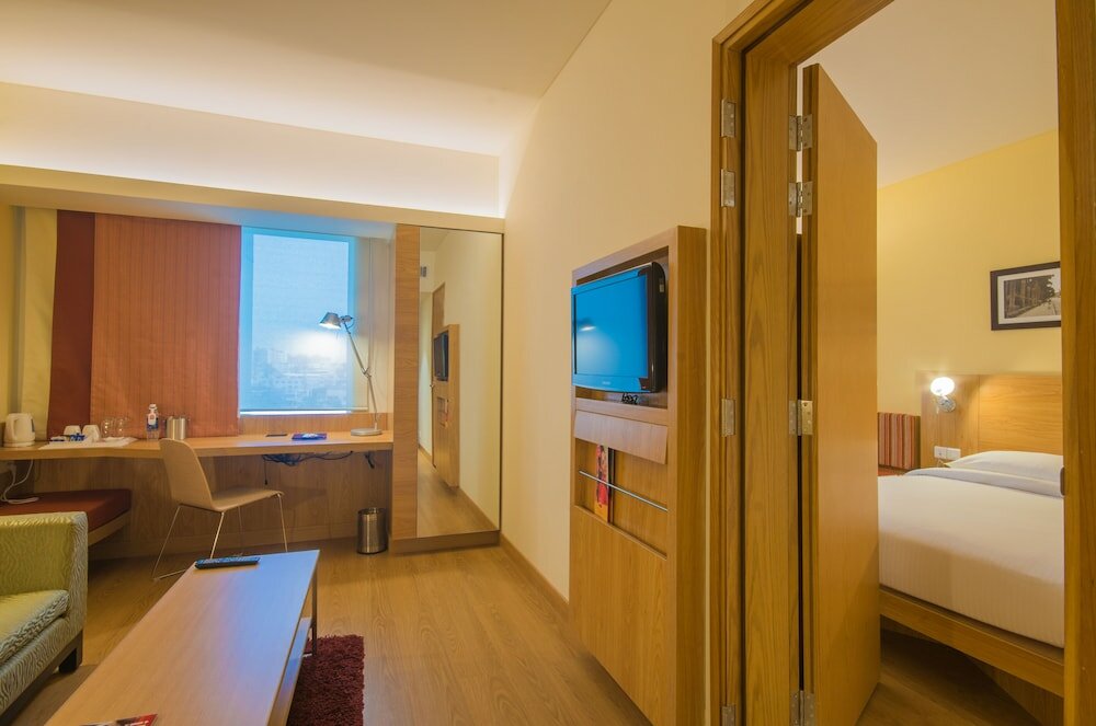 Фото ibis Bengaluru Hosur Road Hotel