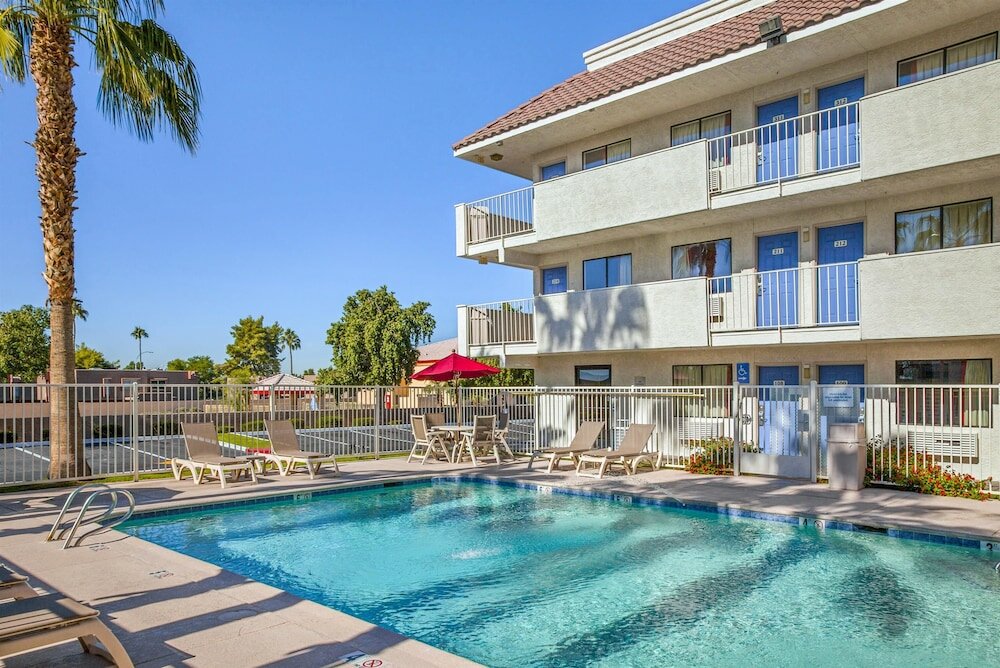 Фото Motel 6 Phoenix, Az - West