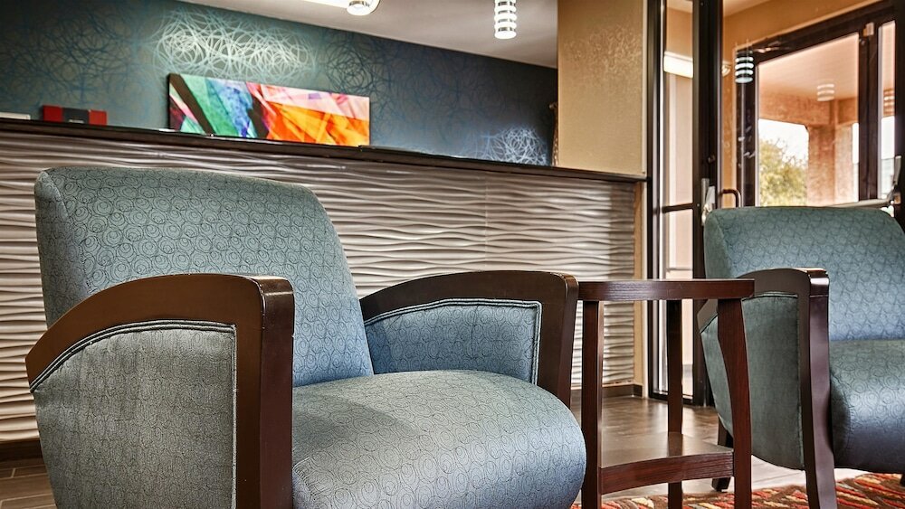 Фото Best Western Cedar Inn