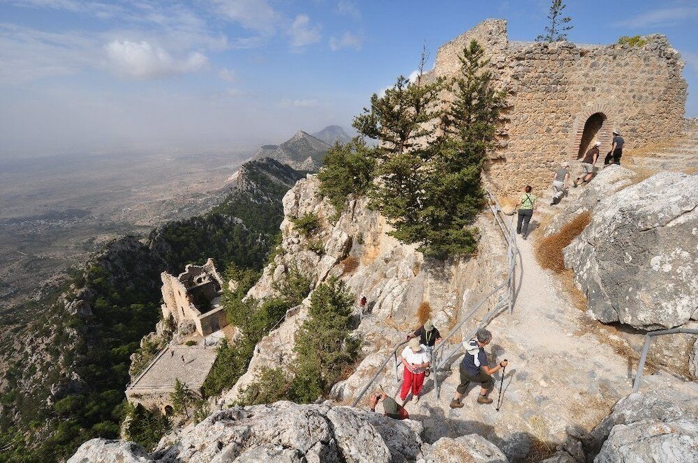 Фото Bellapais Gardens