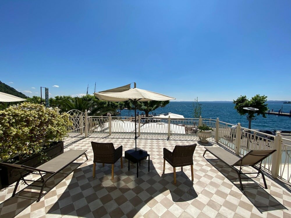 Фото La Vittoria Boutique Hotel