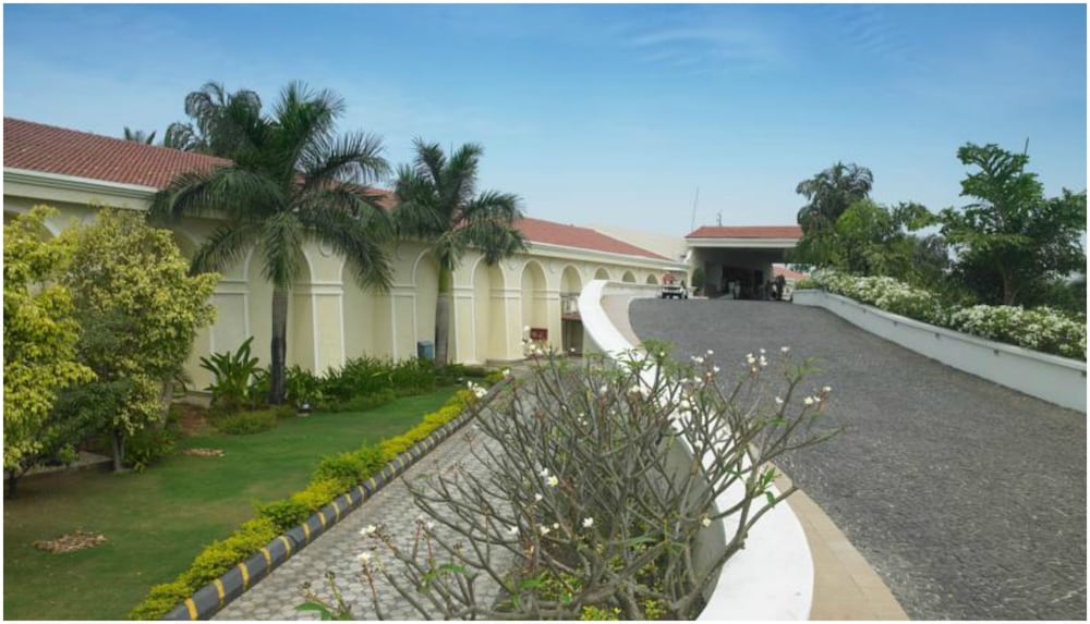 Фото The Zuri White Sands Goa Resort & Casino