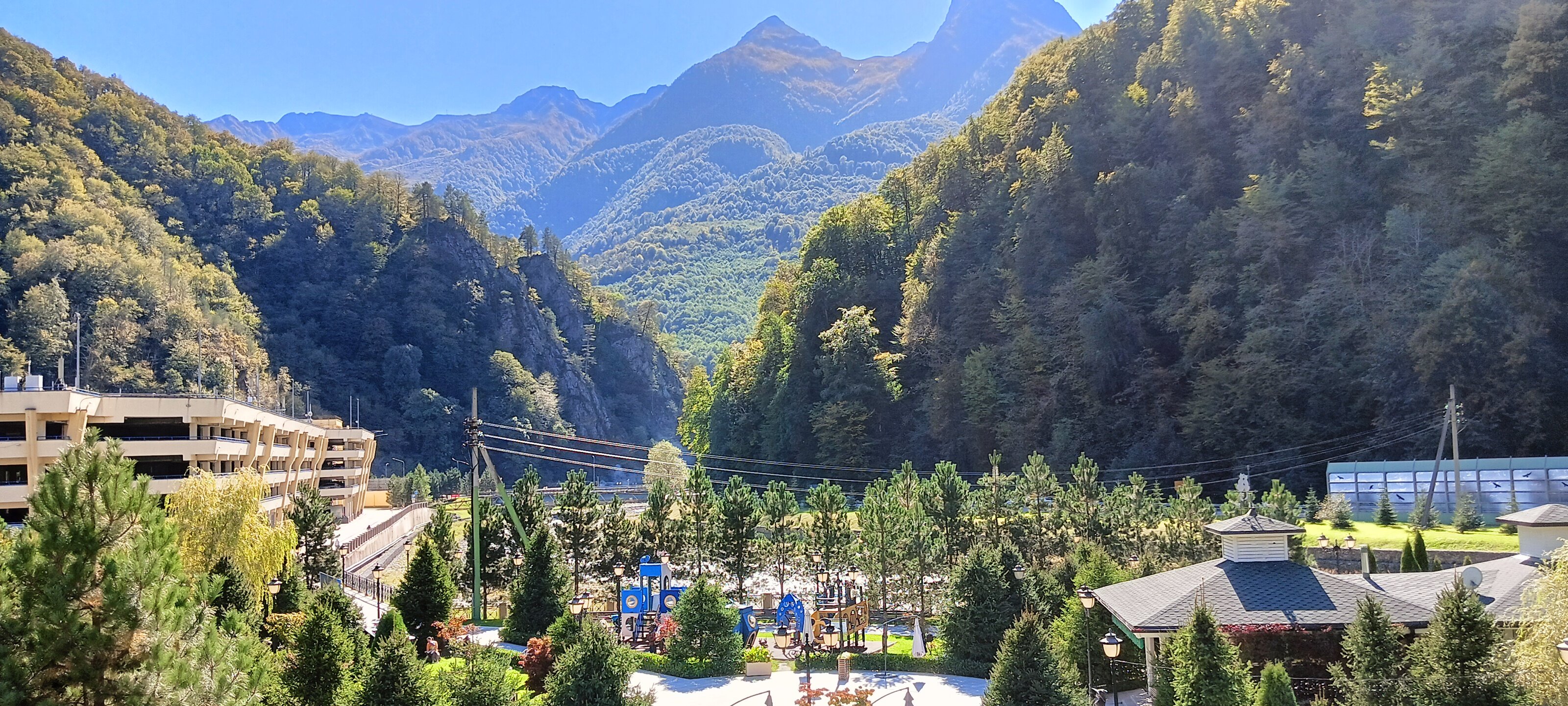 Фото отеля 2