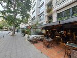 Hector Louis Coffee (Istanbul, Kadikoy, Caferaga Neighborhood, Moda Bostan Street, 249/C) ، مقهى