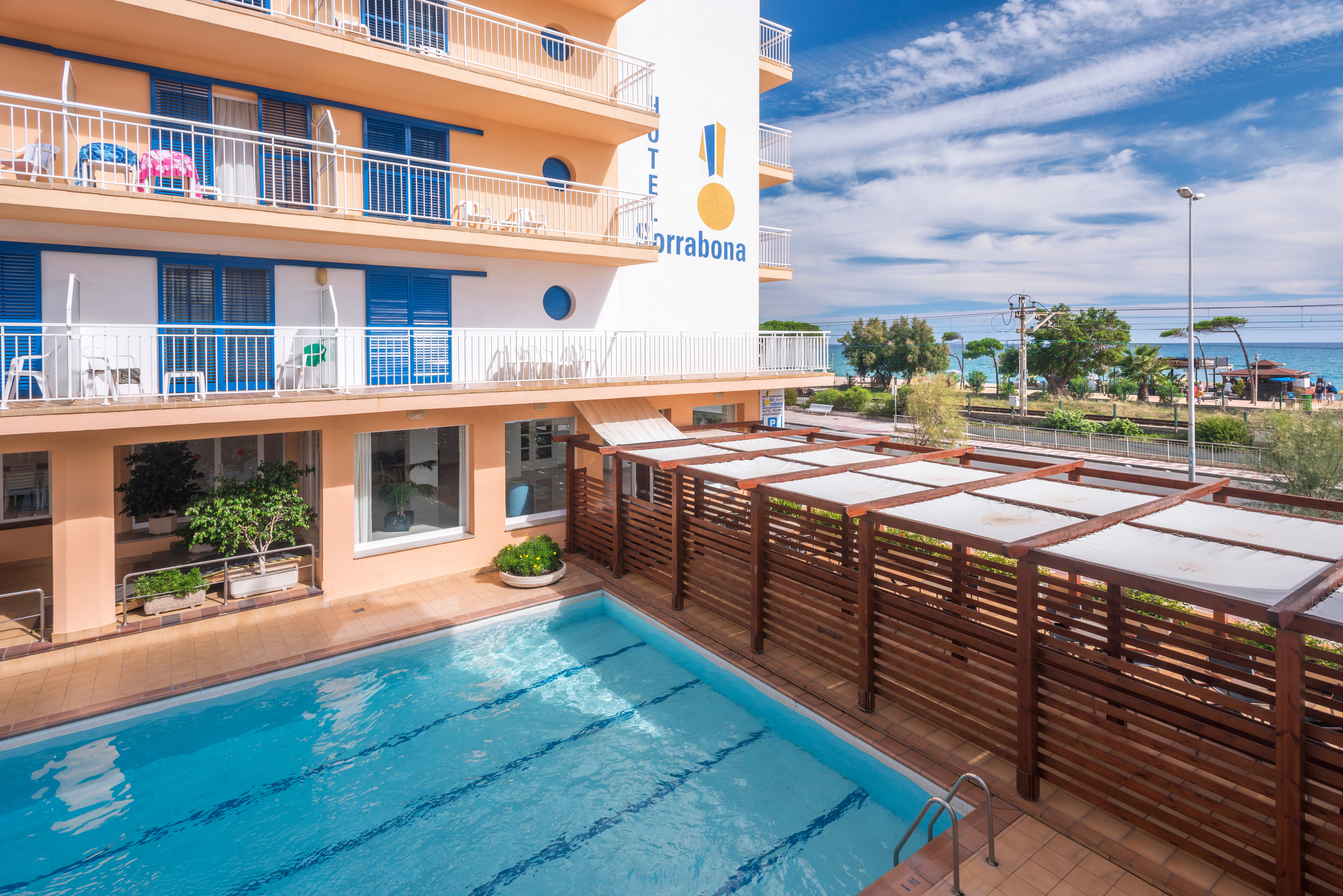 Фото Sorrabona Apartments