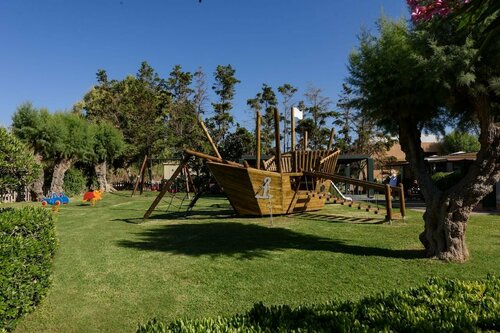 Внешний вид отеля Aquila Rithymna Beach Hotel в Ретимноне, фото 4