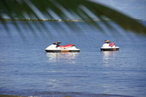 Гостиница Smugglers Cove Beach Resort and Hotel