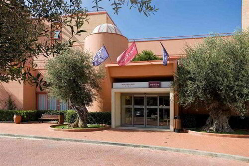Гостиница Four Points by Sheraton Siena в Сиене