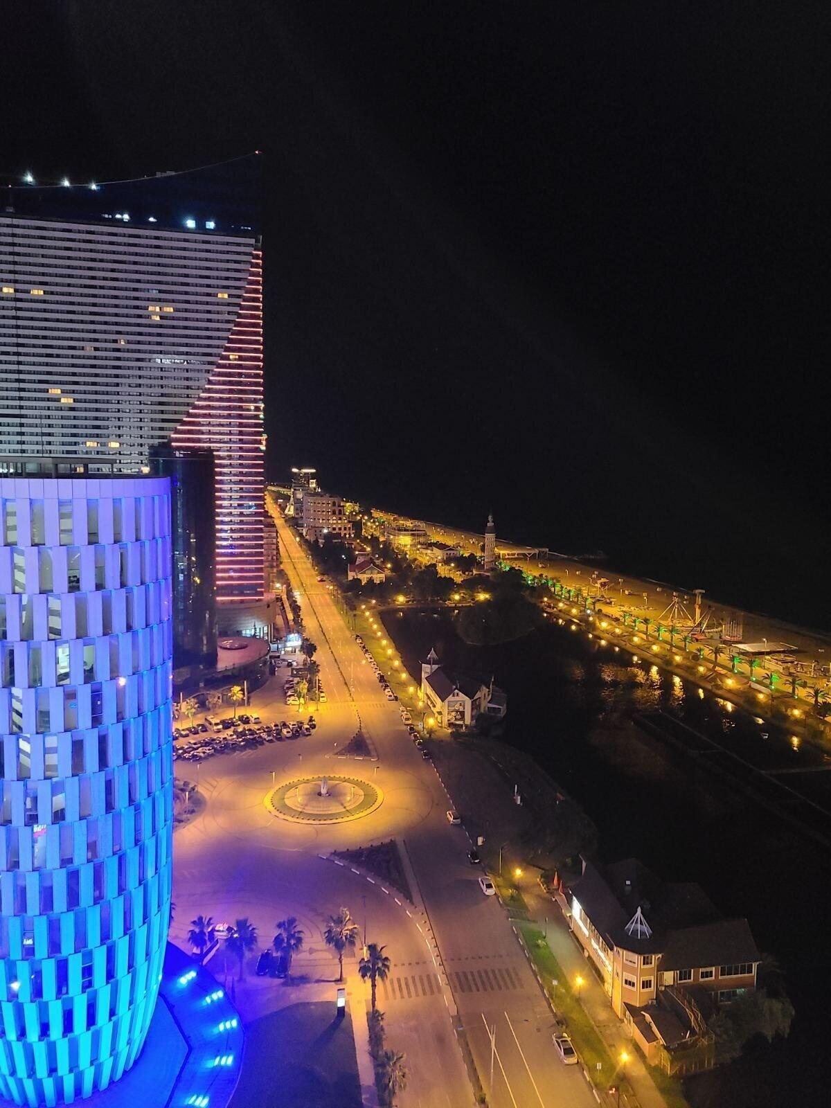 Фото Orbi Luxury Apartments