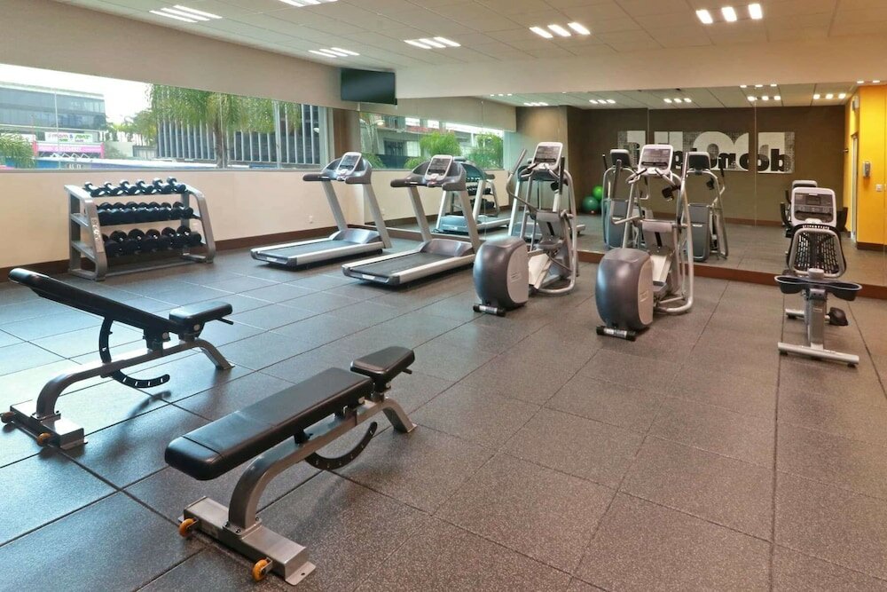 Фото Wyndham Garden Guadalajara Acueducto