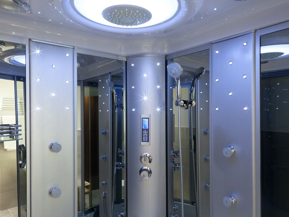 Фото Lh Royal Suites