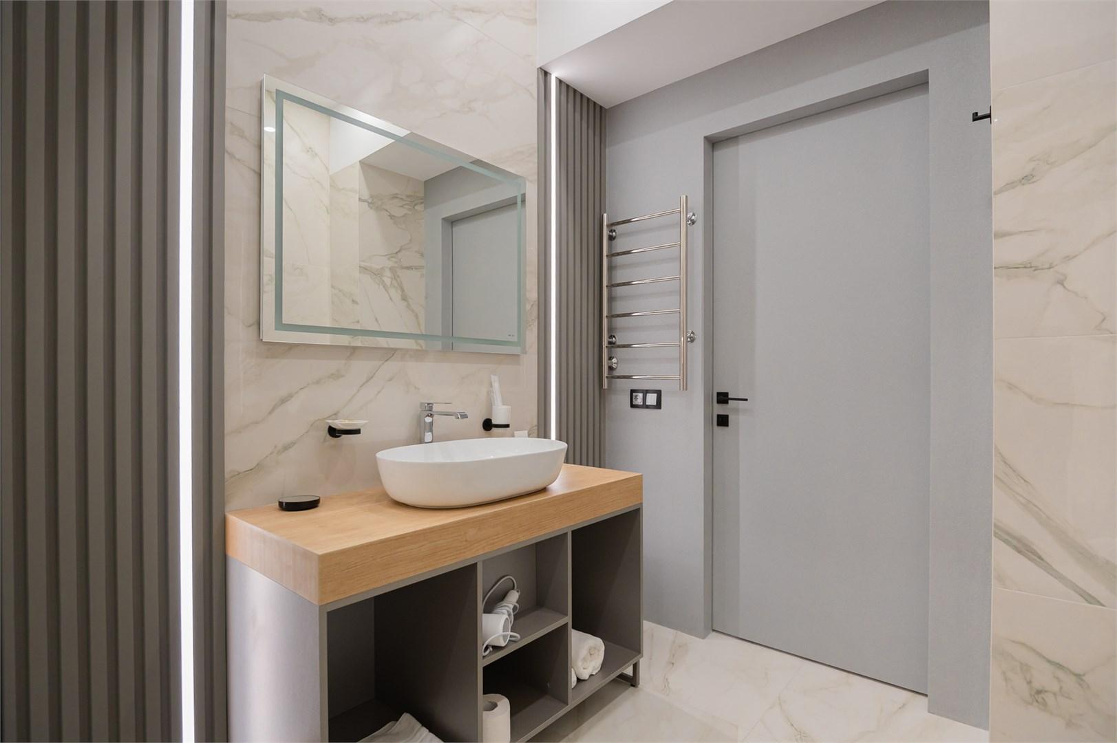 Фото Silver House