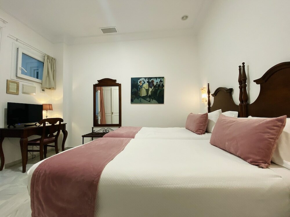 Фото Hotel Las Cortes De Cádiz