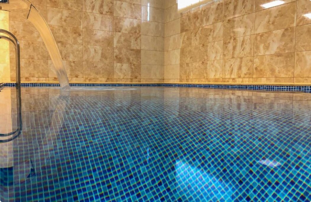 Фото Edelweiss Hotel