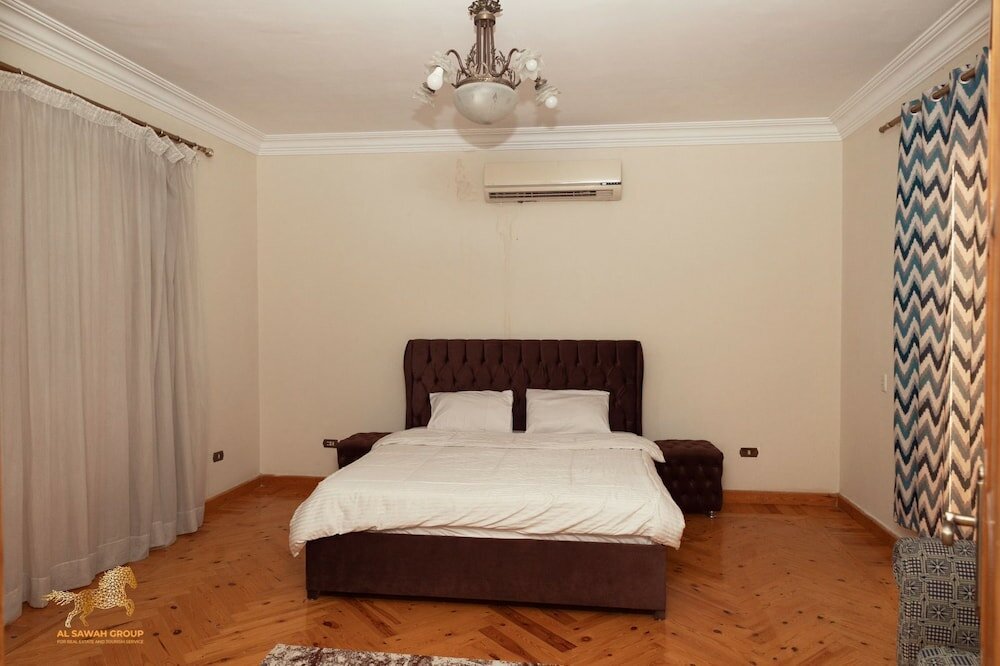 Фото Villa In Deplomaseen District