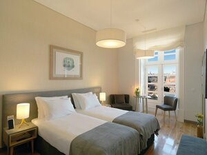 Гостиница Santa Catarina Flh Suites в Порту