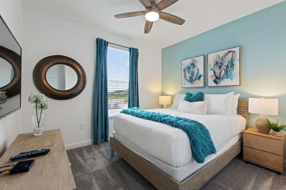 Фото Stars Align @ Storey Lake by Shine Villas № 406