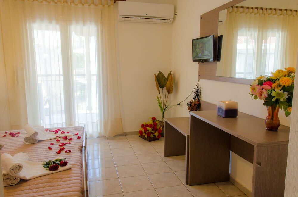 Фото Polykratis Rooms