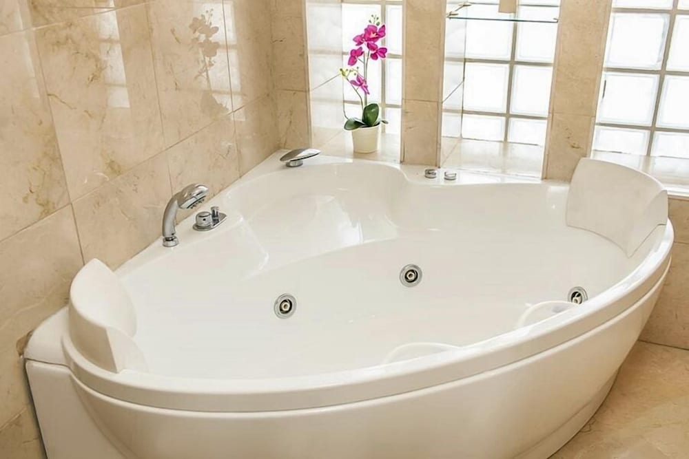 Фото Hotel SPA Cádiz Plaza