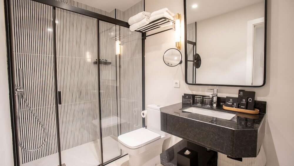 Фото Отель Soho Boutique Opera